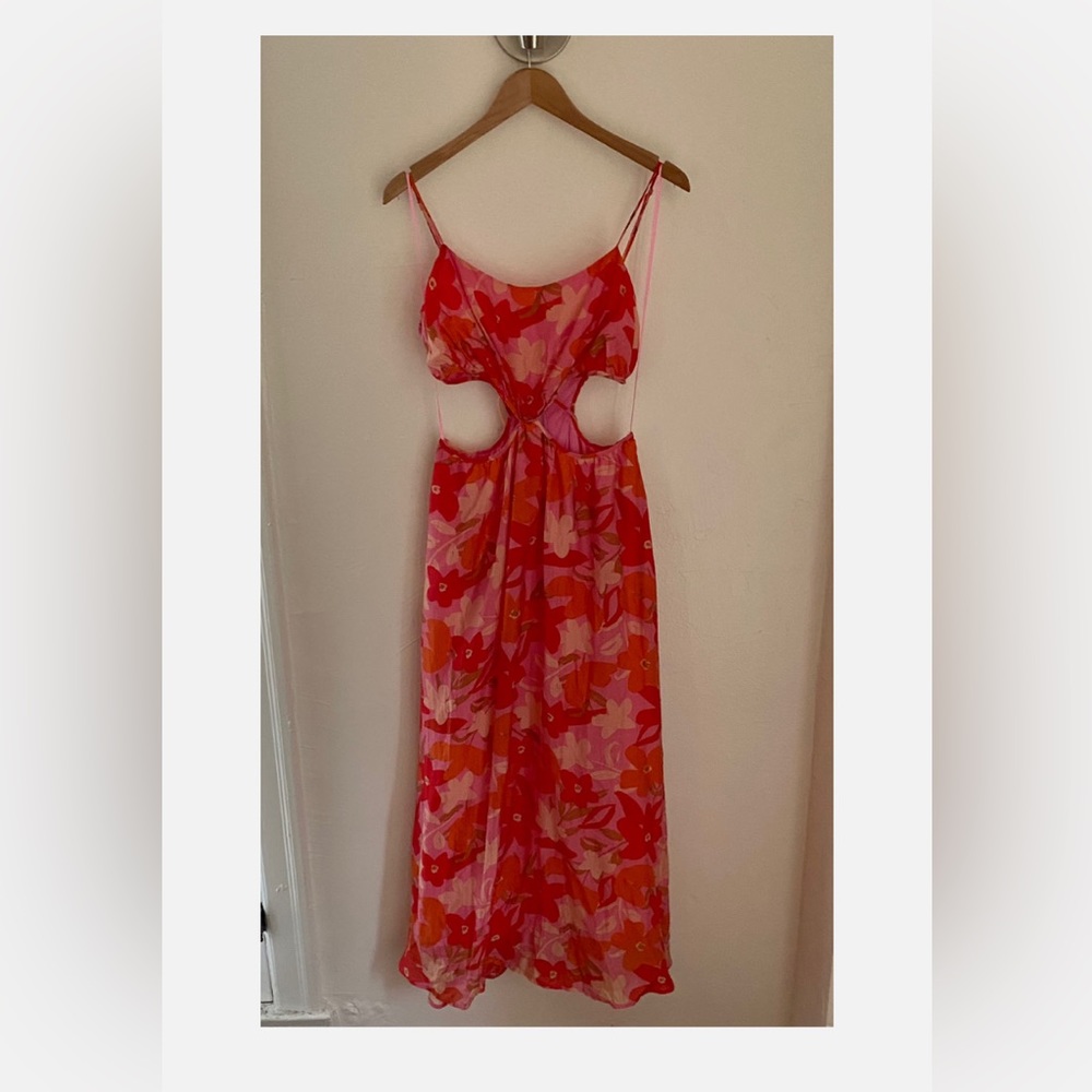 ASTR THE LABLE SANGER CUTOUT MAXI DRESS